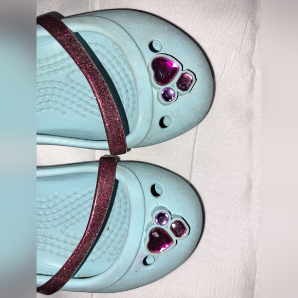 [SOLD] CROCS FLATS - Picture 2 of 8